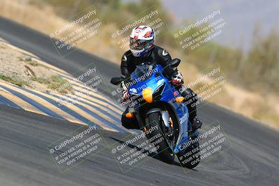 media/Mar-28-2022-Superbike Trackdays (Mon) [[b8603d0f67]]/Open Track Time/Turn 7/